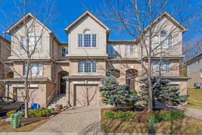 Unit 27 - 270 North Centre Rd